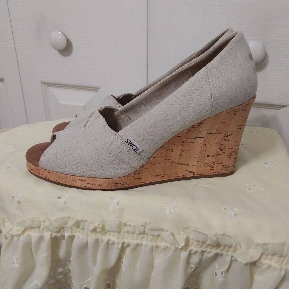 TOMS Michelle Canvas Espadrille Peep Toe Wedge Pump in Natural Size 10W